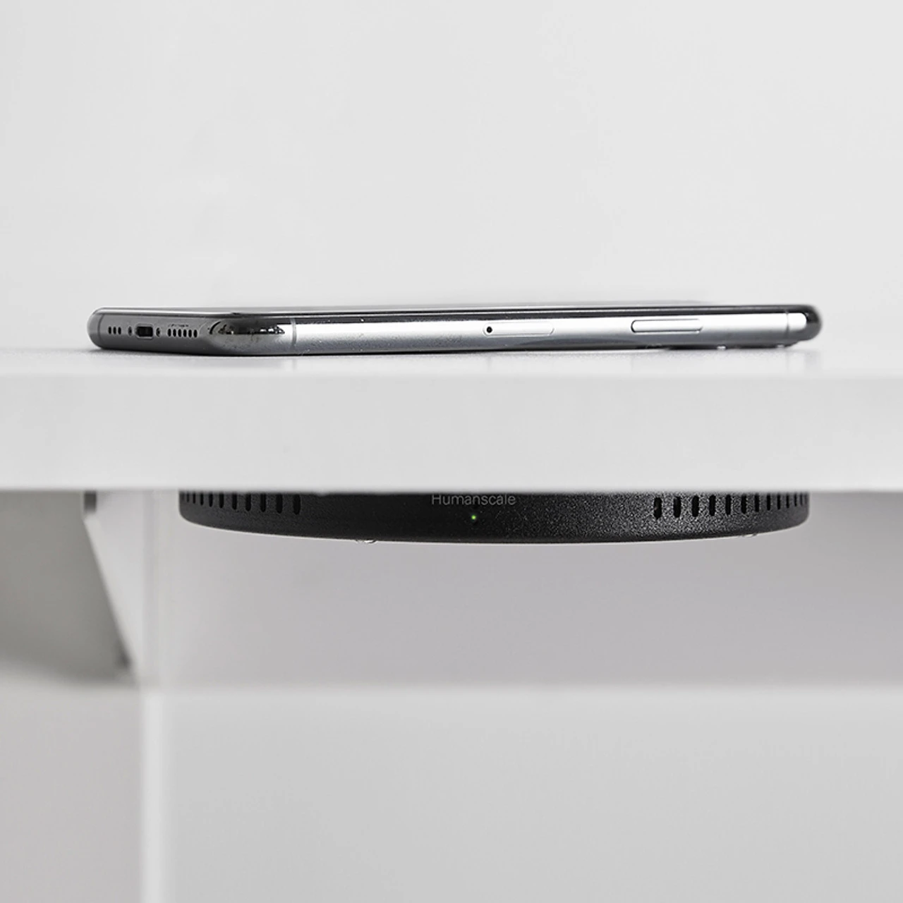 Humanscale Neat Charge 5 Humanscale Neat Charge - Image 3